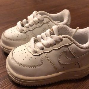 Infant Nikes 👶🏻
